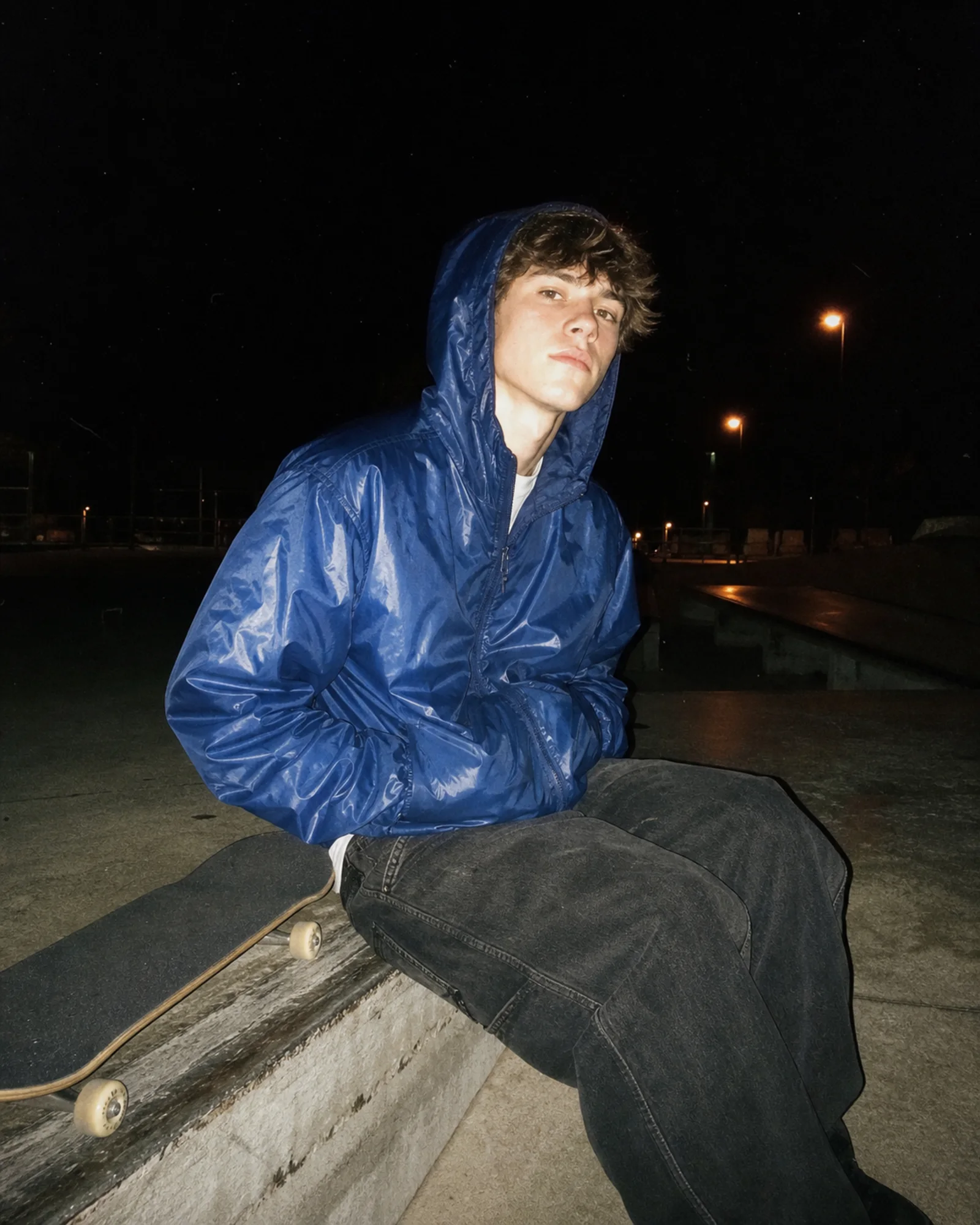 Instagram disposable camera flash filter with warm retro grain